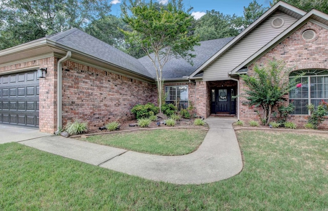 4600 Lexington Park Cir, Bryant, AR 72022 - single story home featuring brick siding, a front yard, a shingled roof, and an attached garage