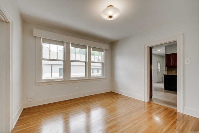 205 S Martin St, Little Rock, AR 72205 - unfurnished room featuring light wood-style floors