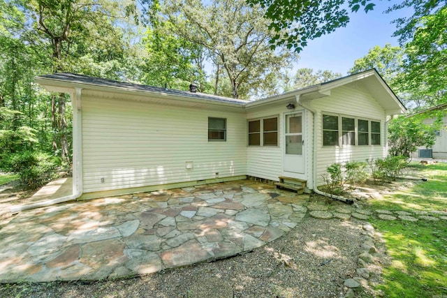 1 Bahia Ln, Hot Springs Village, AR 71909 - back of house featuring a patio area and entry steps