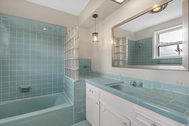 900 Melton Dr, Jonesboro, AR 72401 - bathroom with vanity and shower / washtub combination
