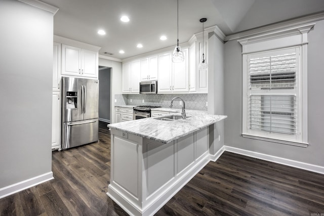 21 Piper Ln, Little Rock, AR 72223 - kitchen featuring stainless steel appliances, dark wood-type flooring, recessed lighting, a peninsula, and white cabinets