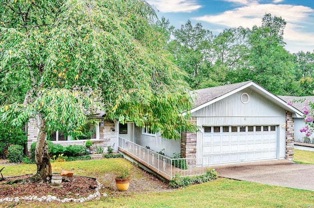 5 Lanza Ct, Hot Springs Village, AR 71909 - ranch-style house with an attached garage, concrete driveway, roof with shingles, stone siding, and a front lawn