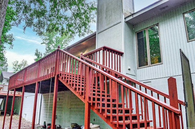 5 Lanza Ct, Hot Springs Village, AR 71909 - wooden deck featuring stairs