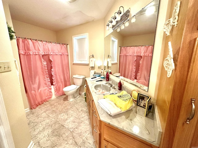6823 Nevins Rd, Pine Bluff, AR 71603 - bathroom featuring vanity and curtained shower