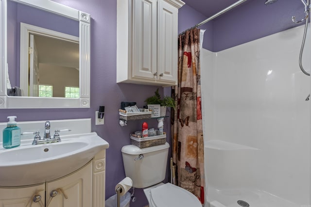 529 Charlie Stover, Royal, AR 71968 - bathroom with a shower with curtain and vanity
