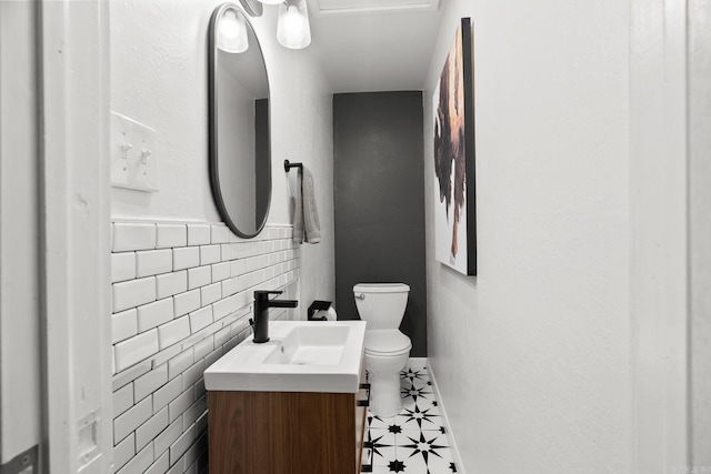 7616 Samples Rd, Benton, AR 72019 - bathroom with tile walls and vanity