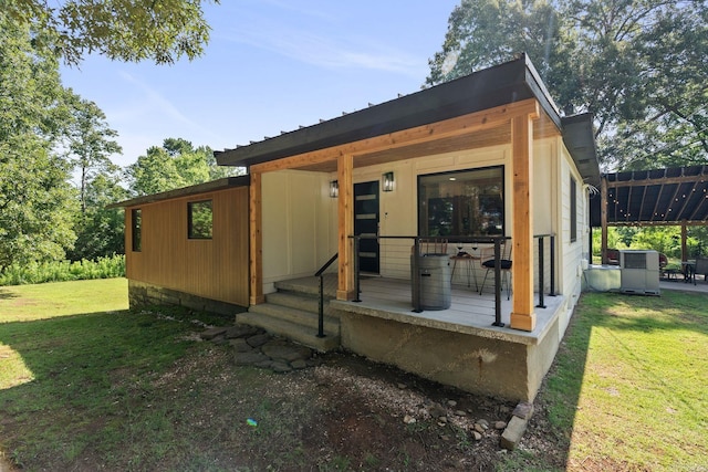 7616 Samples Rd, Benton, AR 72019 - view of front of house featuring a front yard