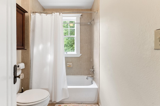 120 Crystal Ct, Little Rock, AR 72205 - full bath featuring toilet and shower / bathtub combination with curtain