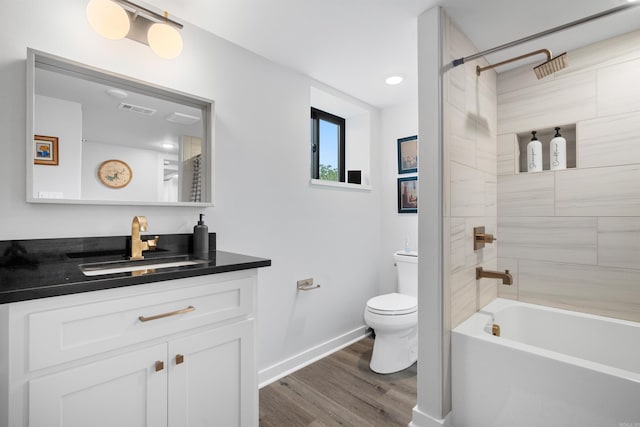 1113 Twin Points Rd, Hot Springs, AR 71913 - bathroom featuring wood finished floors, vanity, and tub / shower combination