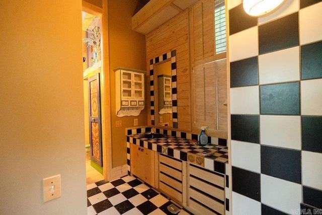 1032 Nunis Dr, Heber Springs, AR 72543 - bathroom featuring tile patterned floors