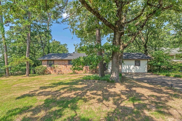 7025 Windsong, North Little Rock, AR 72113 - view of front facade with a front yard