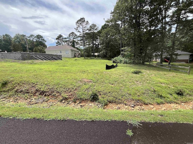 2-B Silverleaf Cv, Greenbrier, AR 72058 - view of grassy yard
