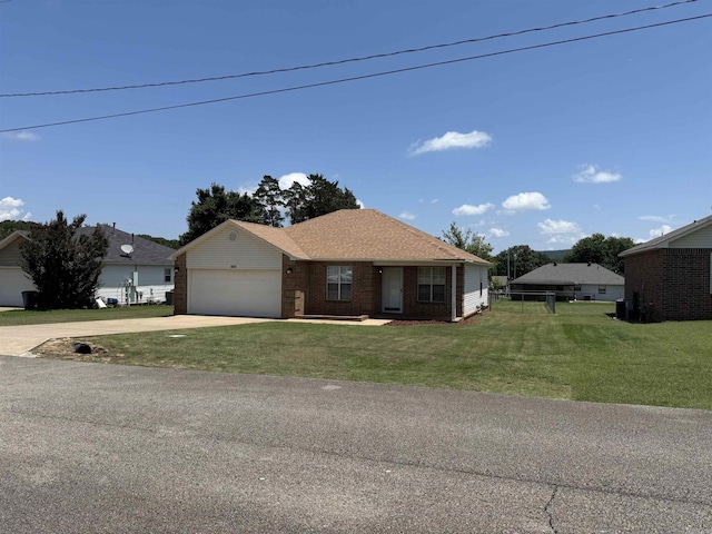 609 Scenic Vly, Heber Springs, AR 72543 - single story home with concrete driveway, brick siding, a garage, and a front yard