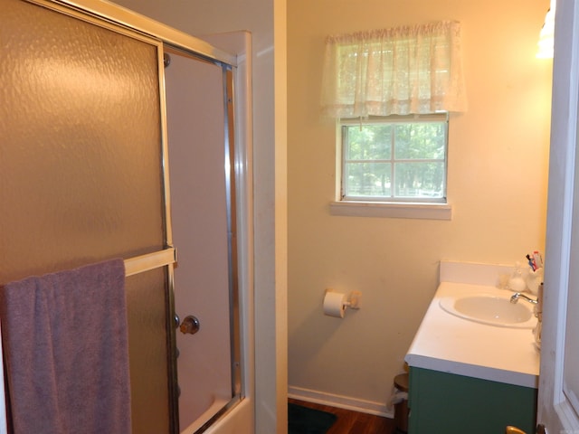 155 N Ridge Rd, Heber Springs, AR 72543 - full bathroom featuring vanity and enclosed tub / shower combo