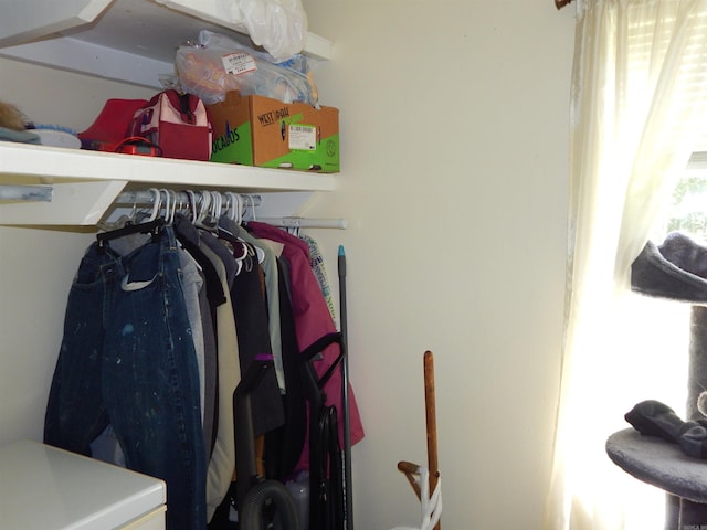 155 N Ridge Rd, Heber Springs, AR 72543 - view of closet