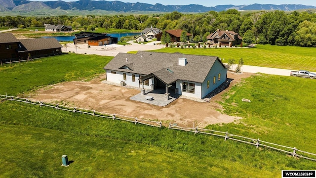 bird's eye view featuring a mountain view