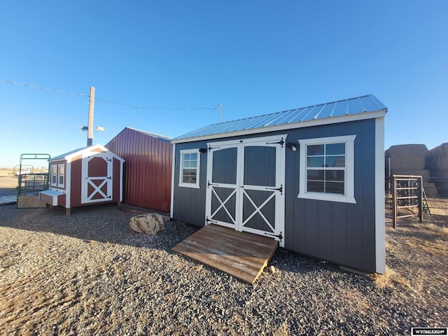 view of outbuilding