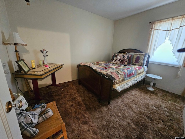 view of carpeted bedroom