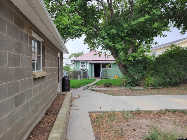 view of front of house