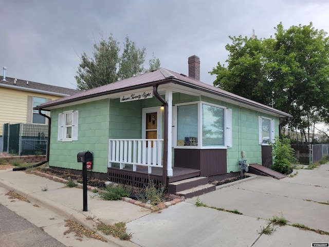 view of front of home featuring a porch