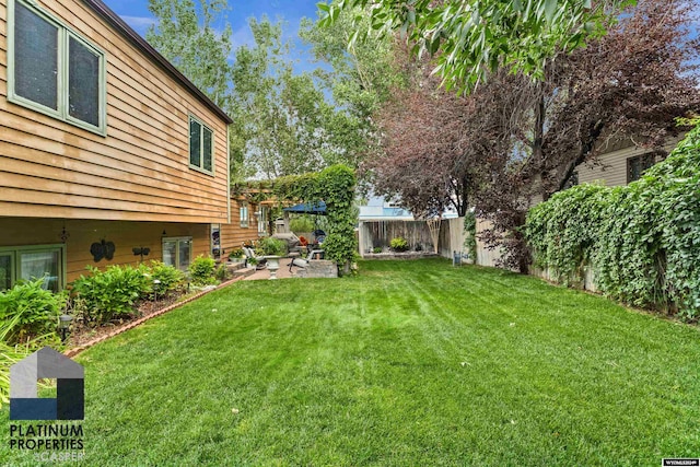 view of yard featuring a patio