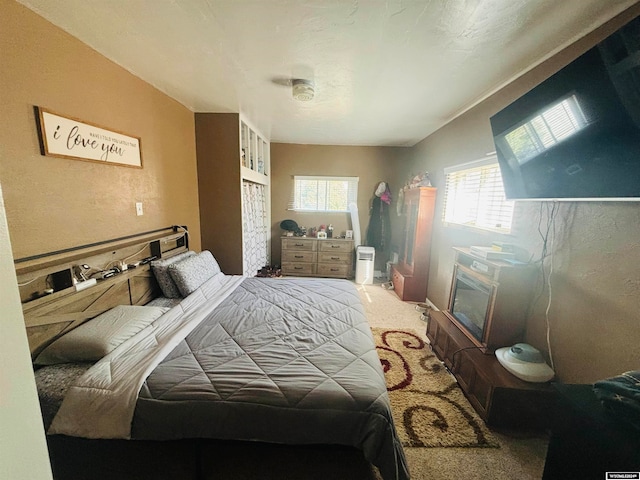 bedroom featuring carpet floors