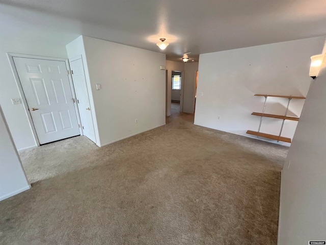 empty room featuring carpet