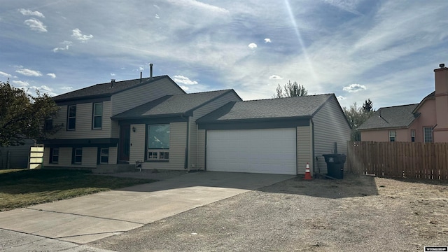 view of front facade with a garage