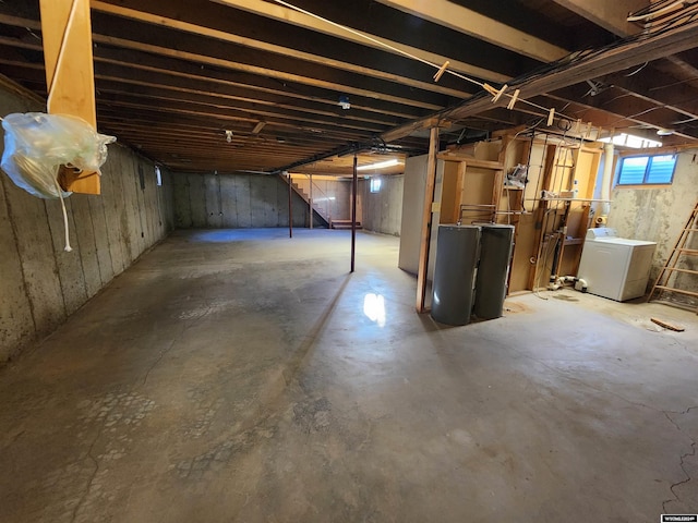 basement with washer / clothes dryer