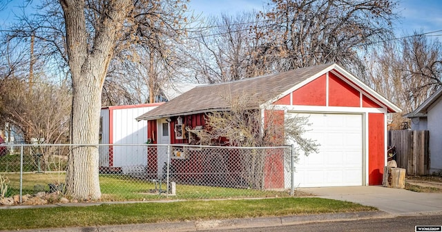 exterior space with a yard