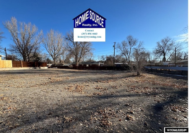 915 Sierra Dr, Riverton, WY 82501