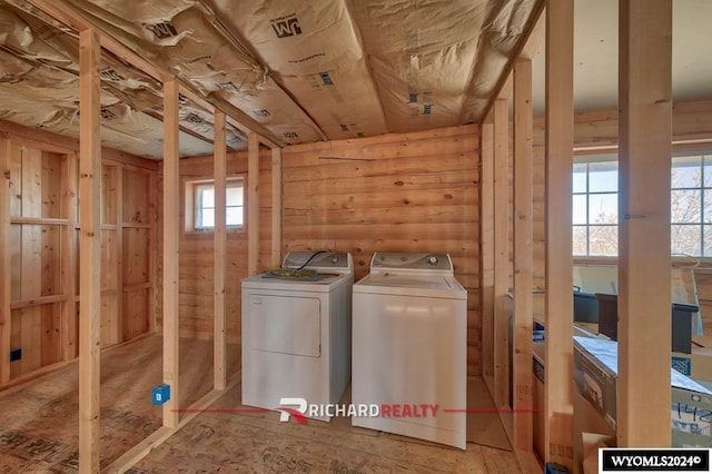 washroom featuring independent washer and dryer