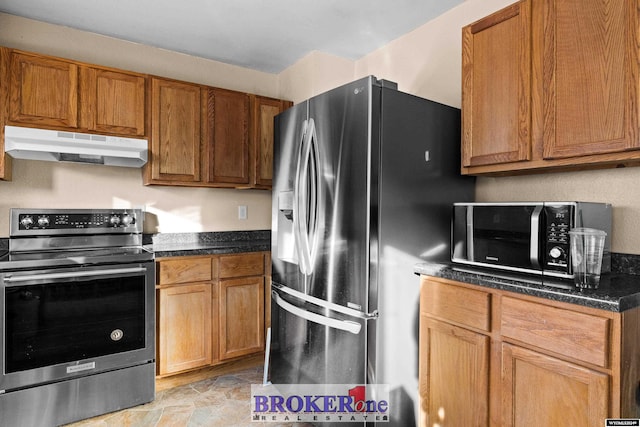 kitchen featuring stainless steel appliances