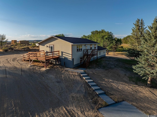 view of front facade featuring a deck