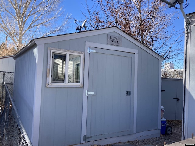 view of outbuilding