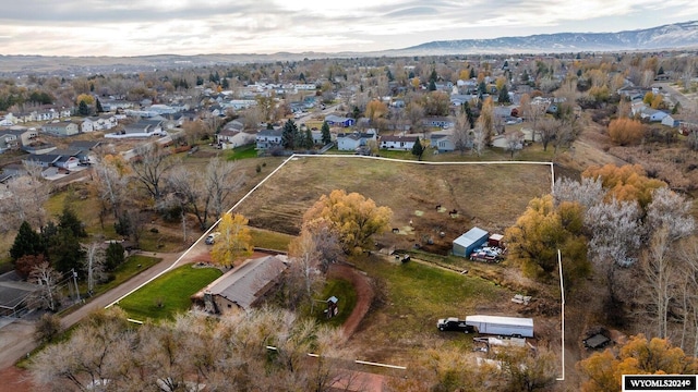 bird's eye view featuring a mountain view