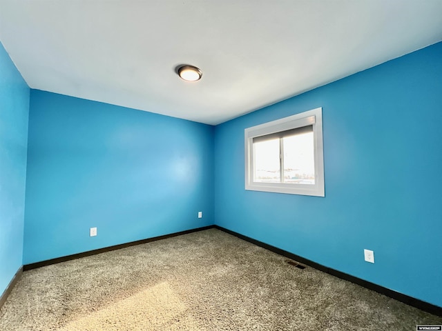 empty room with carpet