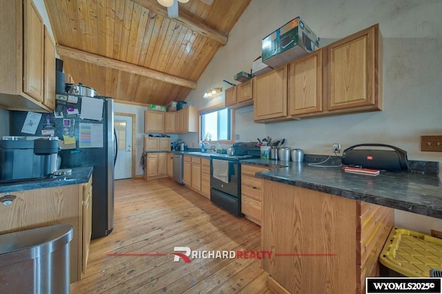 kitchen featuring lofted ceiling with beams, light hardwood / wood-style floors, kitchen peninsula, stainless steel appliances, and wood ceiling