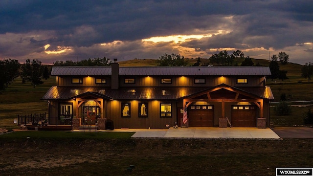 view of front of home with a garage