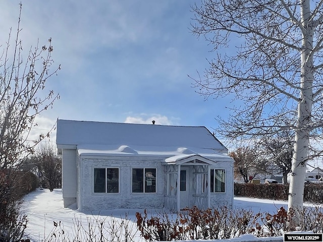 view of front of home