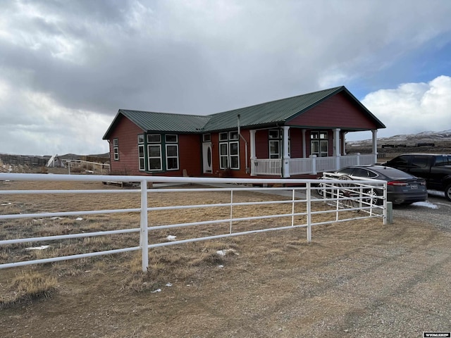 view of front of home featuring a porch