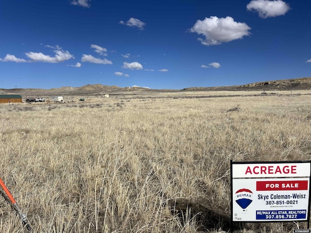 Listing photo 3 for 2 Last Chance Dr, Riverton WY 82501