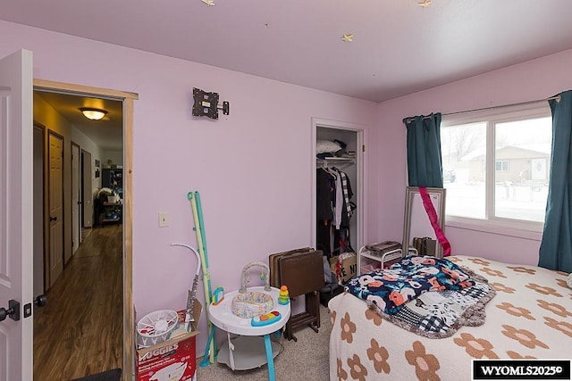 bedroom featuring a closet