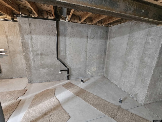 view of unfinished basement