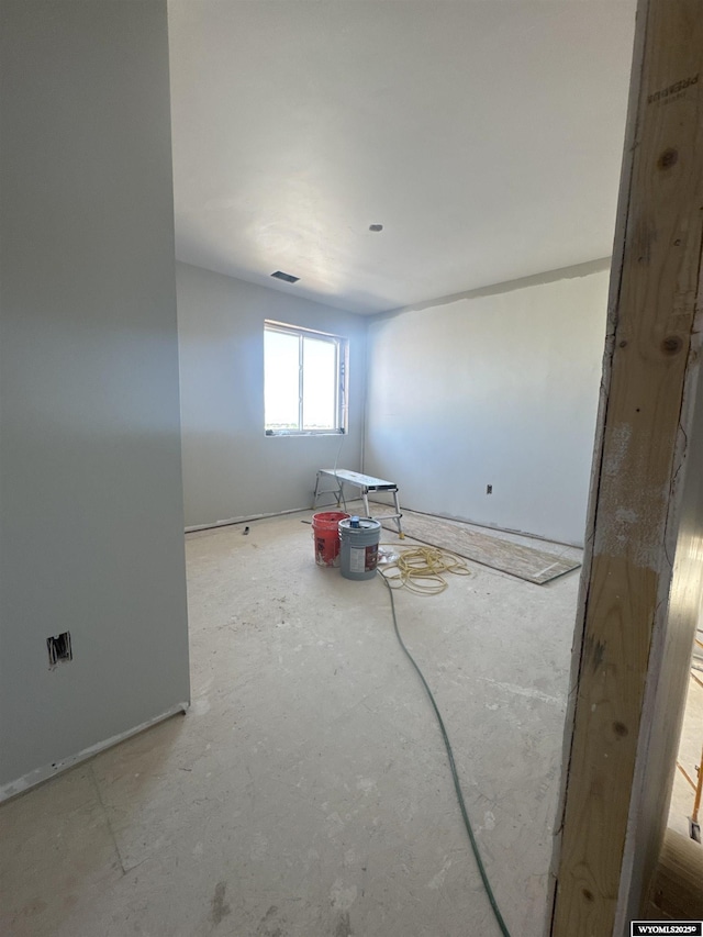 2685 Berkshire Way, Casper, WY 82609 - unfurnished room featuring baseboards