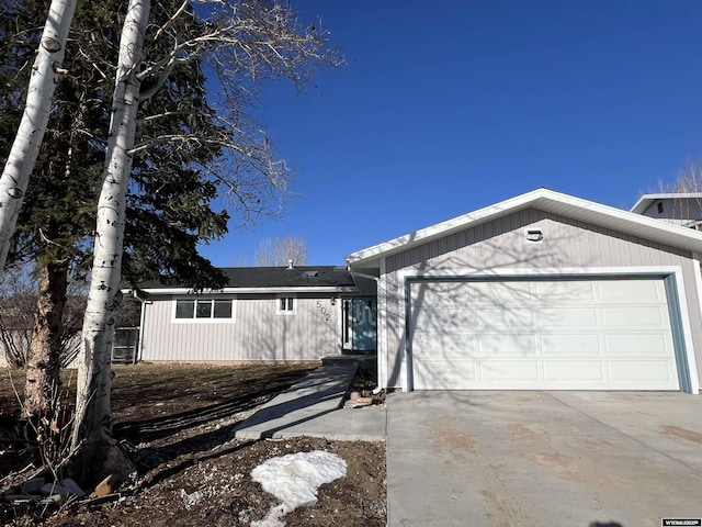 view of front of house with driveway and an attached garage