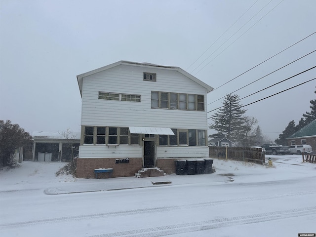 view of front of house featuring entry steps