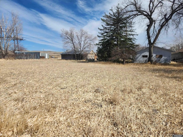 100 Dubuque Ave, Fort Laramie, WY 82212 - view of yard