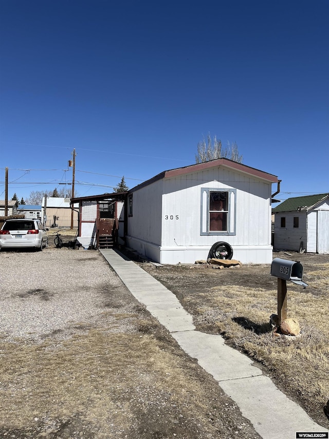 305 E Center St, Rawlins, WY 82301 - view of front of property