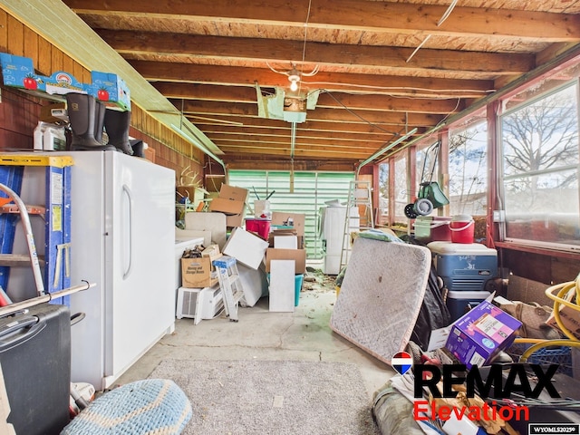 707 S 6th St, Basin, WY 82410 - interior space featuring freestanding refrigerator and washer / dryer
